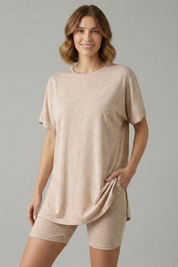 Women’s Casual Two-Piece Set with Round Neck Top and Elastic Waist Shorts 6