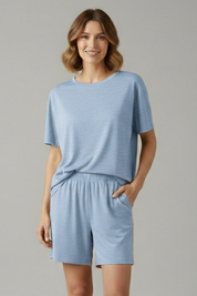 Women’s Casual Two-Piece Set with Round Neck Top and Elastic Waist Shorts 8