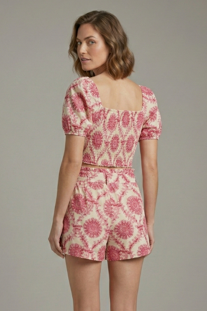 Women’s Floral Two Piece Set with Square Neck Crop Top and Shorts 4