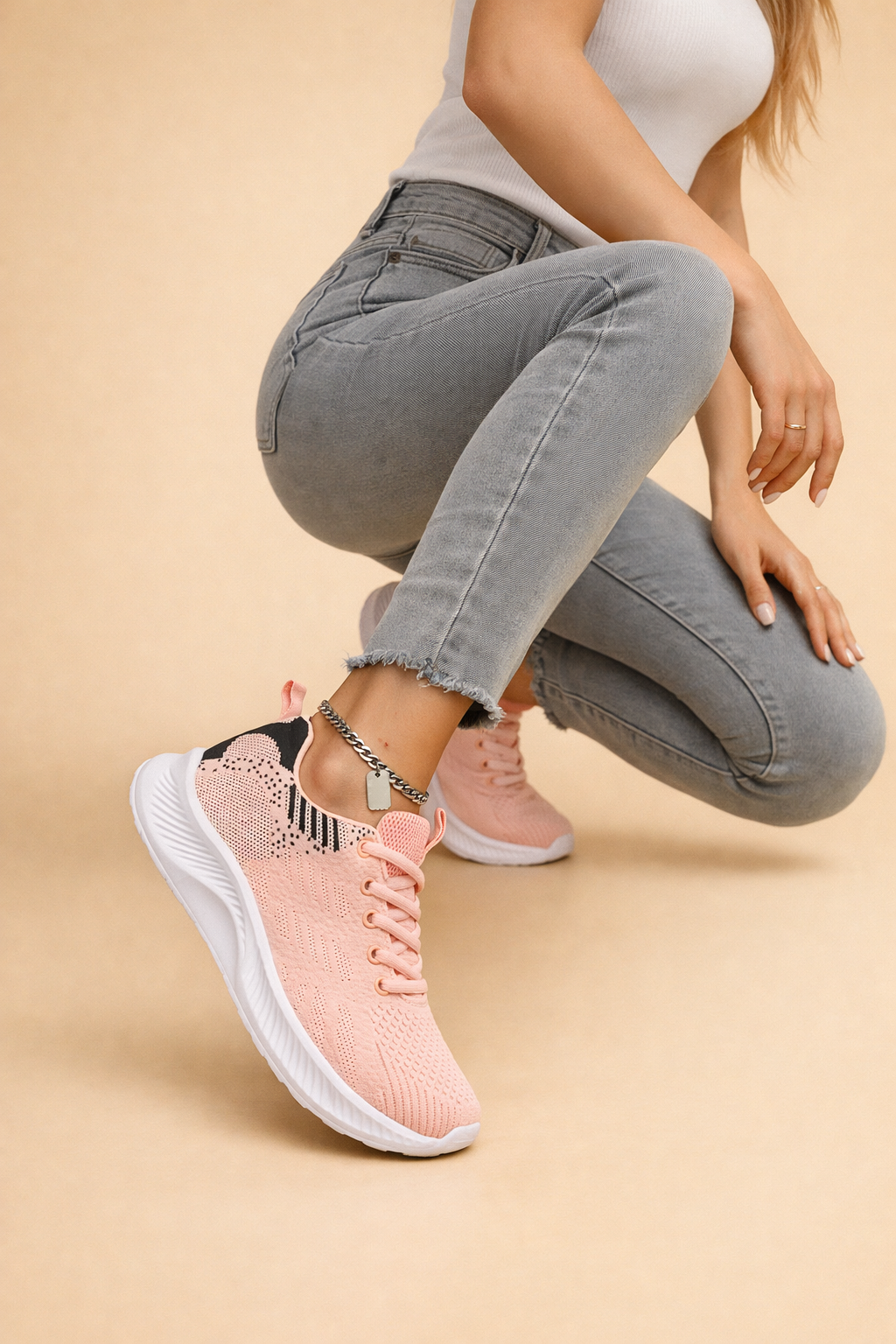 Women's Lightweight Athletic Sneakers Comfortable Breathable Mesh 1