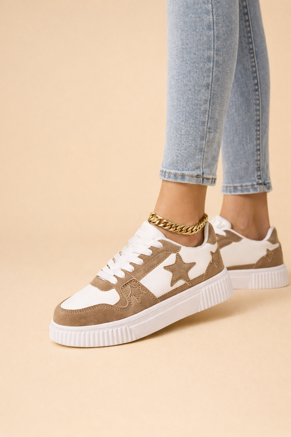 Women's Lightweight Casual Sneakers Comfortable Breathable Design 0