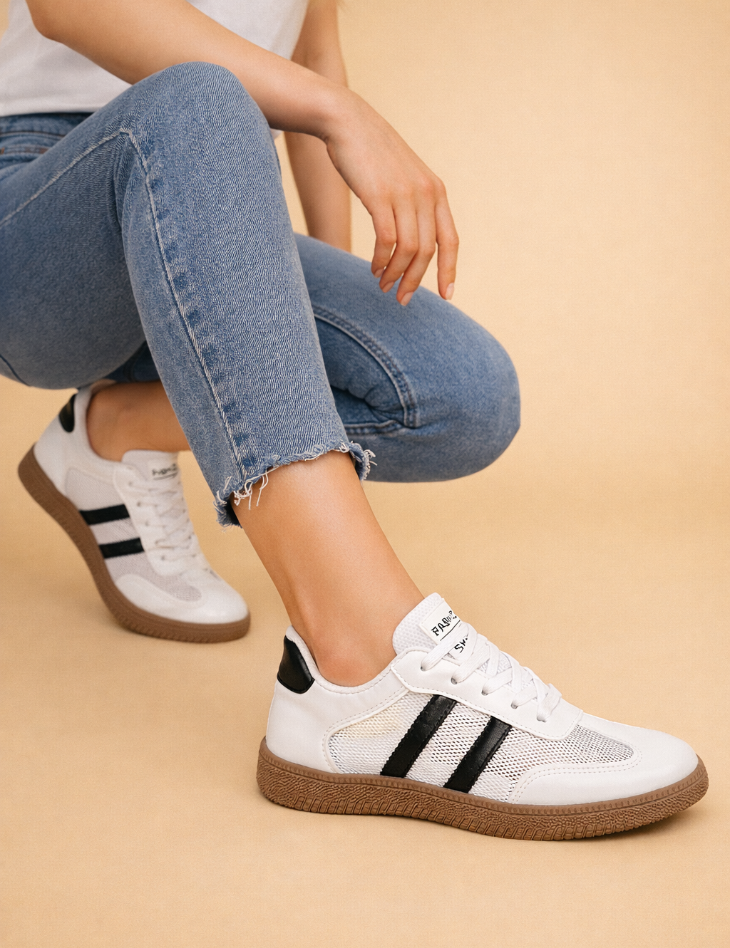 Women's Lightweight Walking Sneakers Comfortable Mesh Design 5