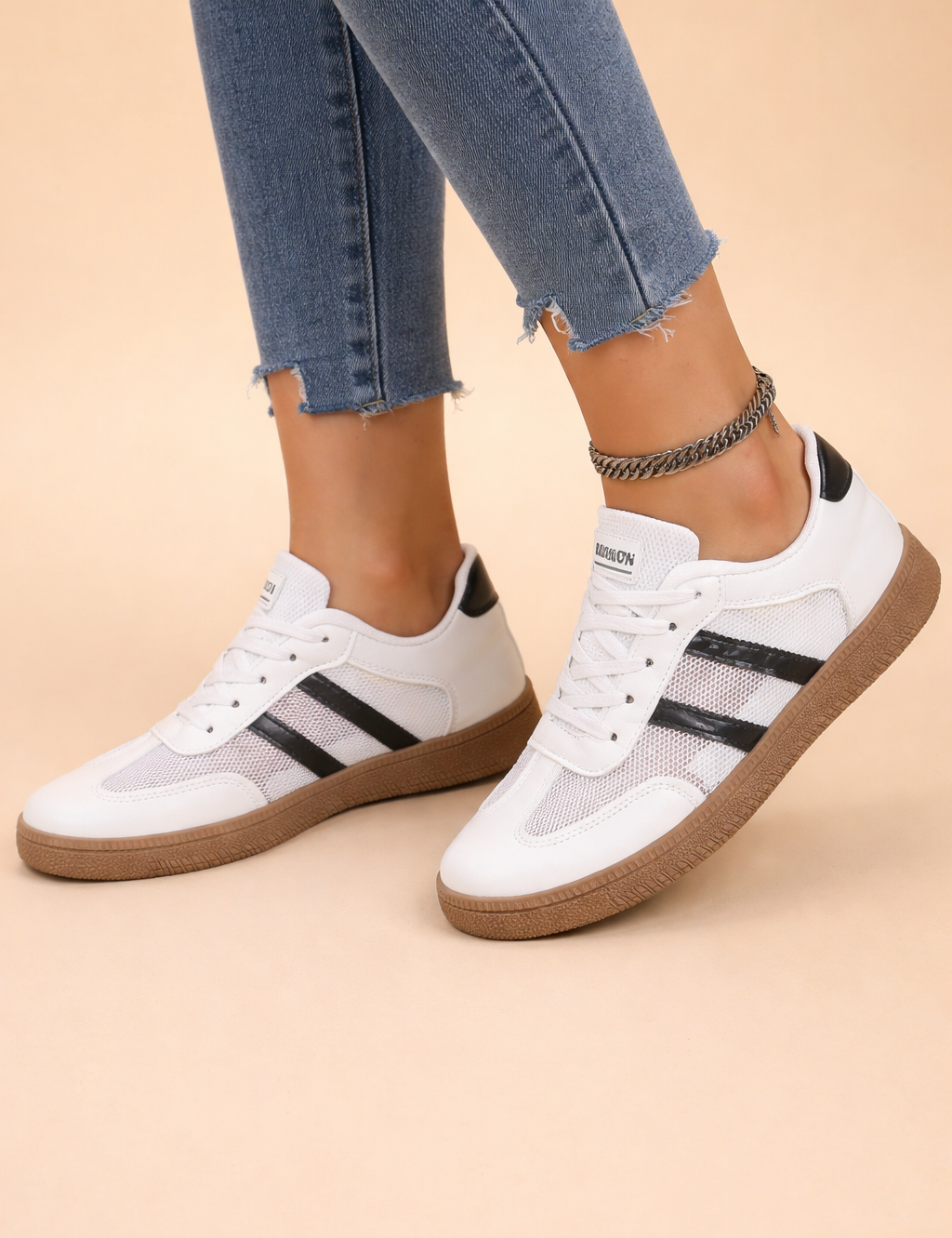 Women's Lightweight Walking Sneakers Comfortable Mesh Design 0