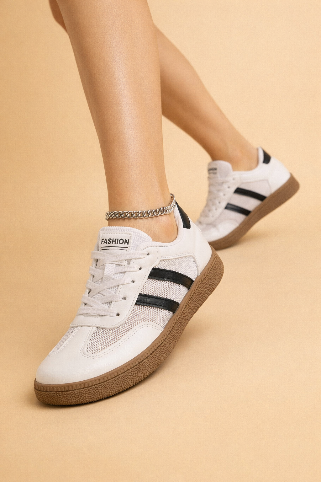 Women's Lightweight Walking Sneakers Comfortable Mesh Design 2