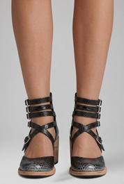 Women's Orthopedic Sandals with Arch Support and Adjustable Buckle Fastening 3