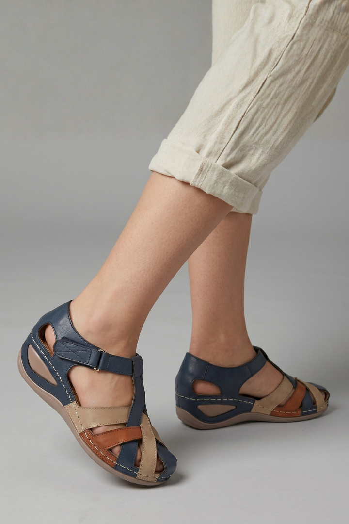 Women's Orthopedic Sandals with Arch Support and Crisscross Straps for Summer Comfort 3