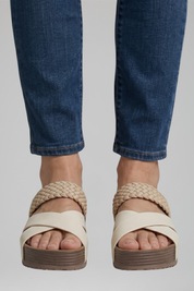 Women's Orthopedic Sandals with Arch Support and Crisscross Straps for Summer Comfort 5