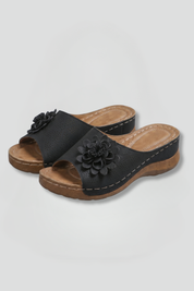 Women's Orthopedic Sandals with Arch Support and Floral Applique for Summer 1