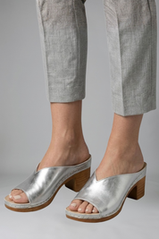 Women's Orthopedic Sandals with Arch Support and Thick Block Heels for Summer 3