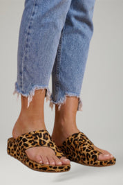 Women's Orthopedic Sandals with Arch Support and Wide Toe Box for Comfort 5
