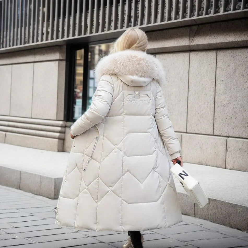 Women's Quilted Winter Coat with Hood - Stylish and Warm Outerwear 4