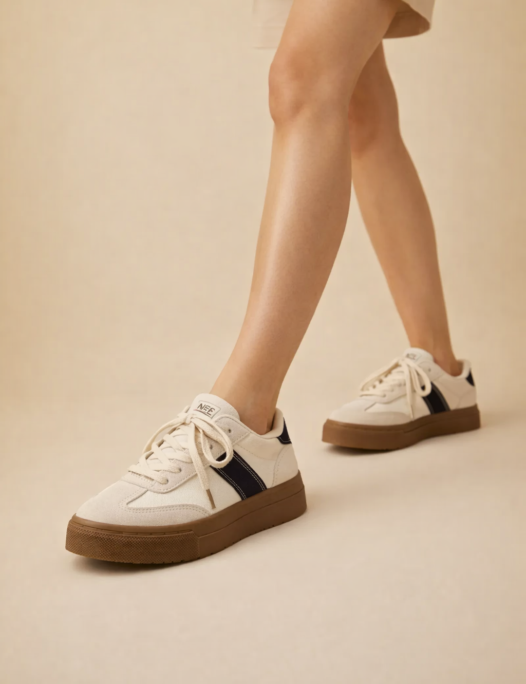 Women's Retro Low-Top Sneakers Comfortable Canvas Suede 3
