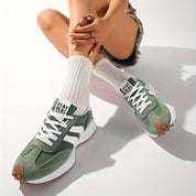 Women's Retro Platform Sneakers with Arch Support - Lace-Up Casual Trainers 1