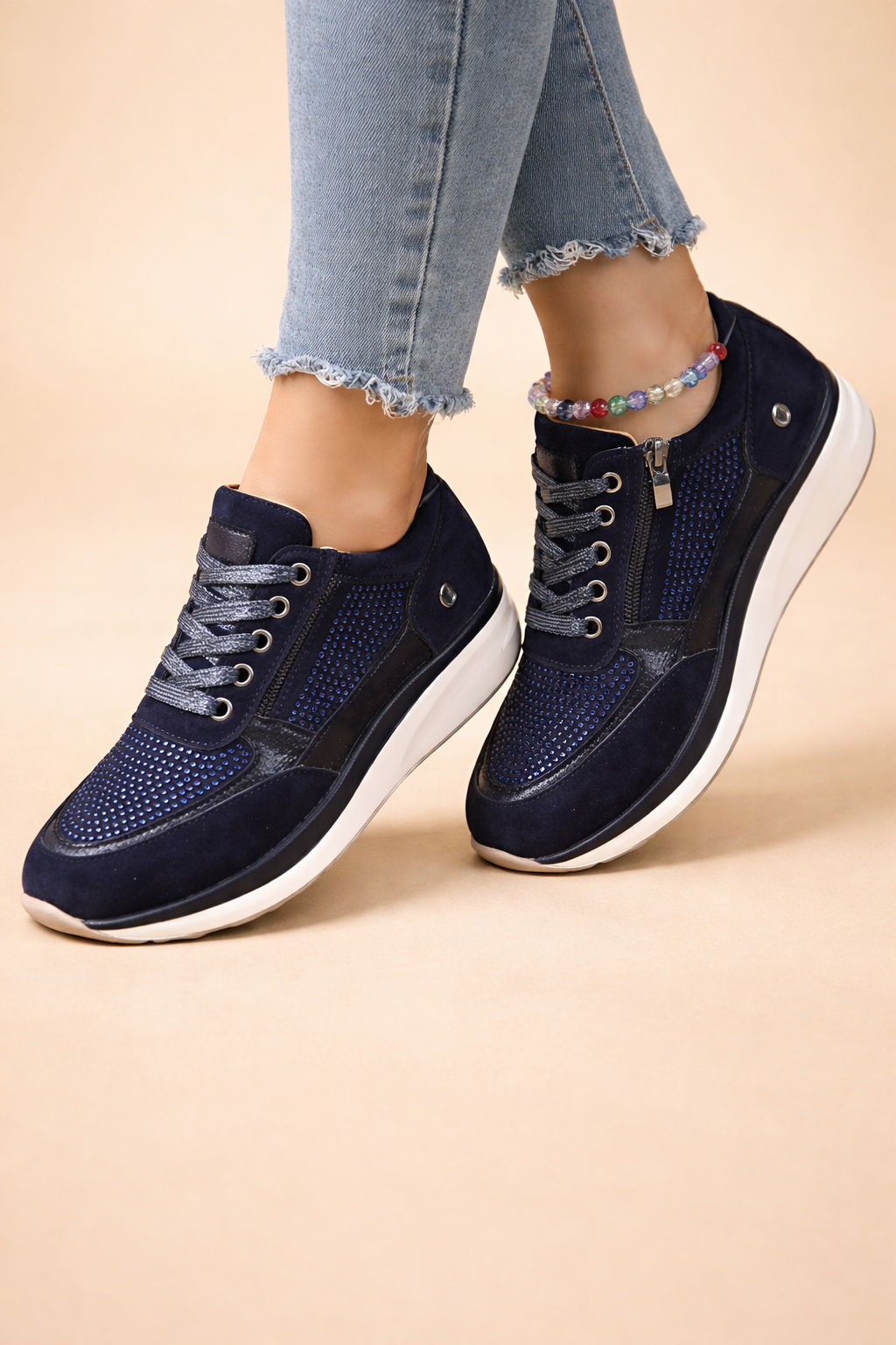 Women's Stylish Lace-Up Sneakers Comfortable Breathable Fabric 2