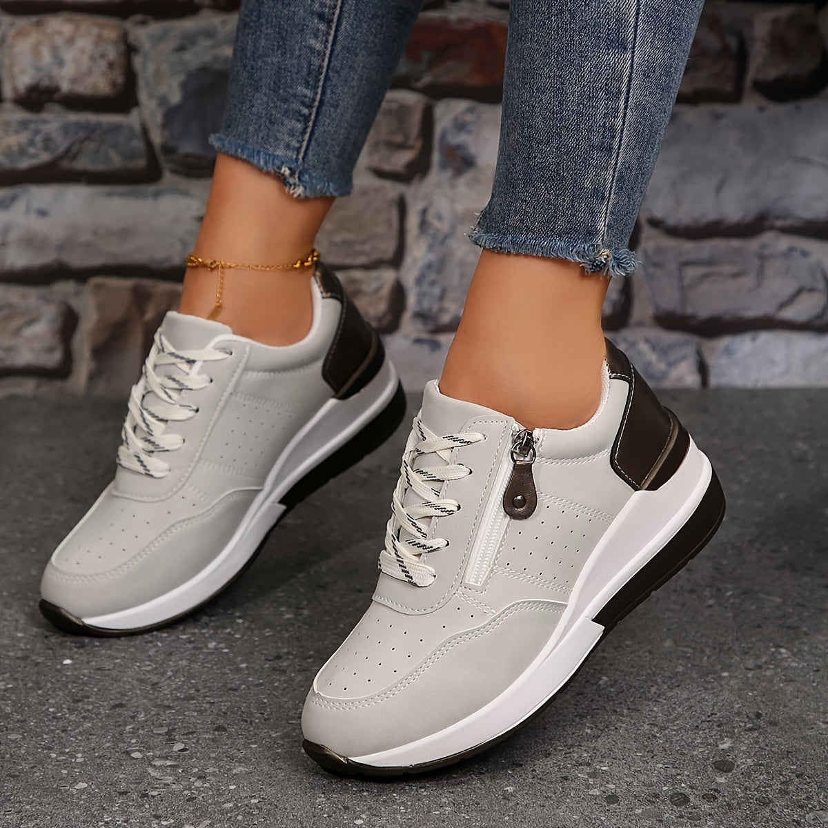 Women's Stylish Low-Top Sneakers Comfortable Faux Leather 0