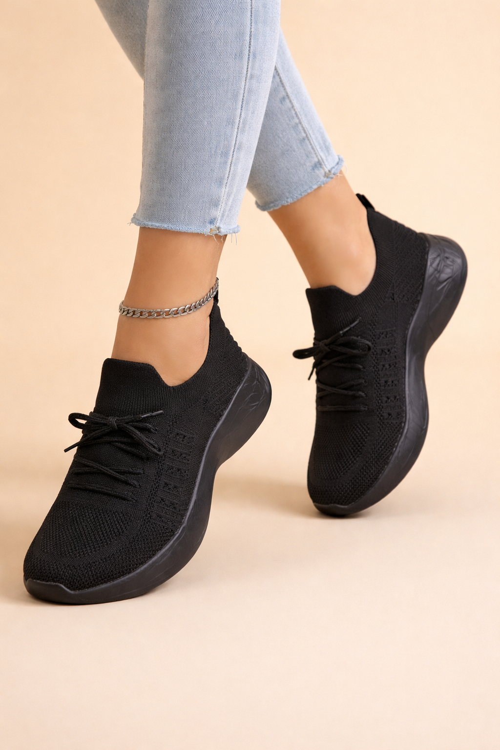 Women's Stylish Slip-On Sneakers Comfortable Knit Fabric 2