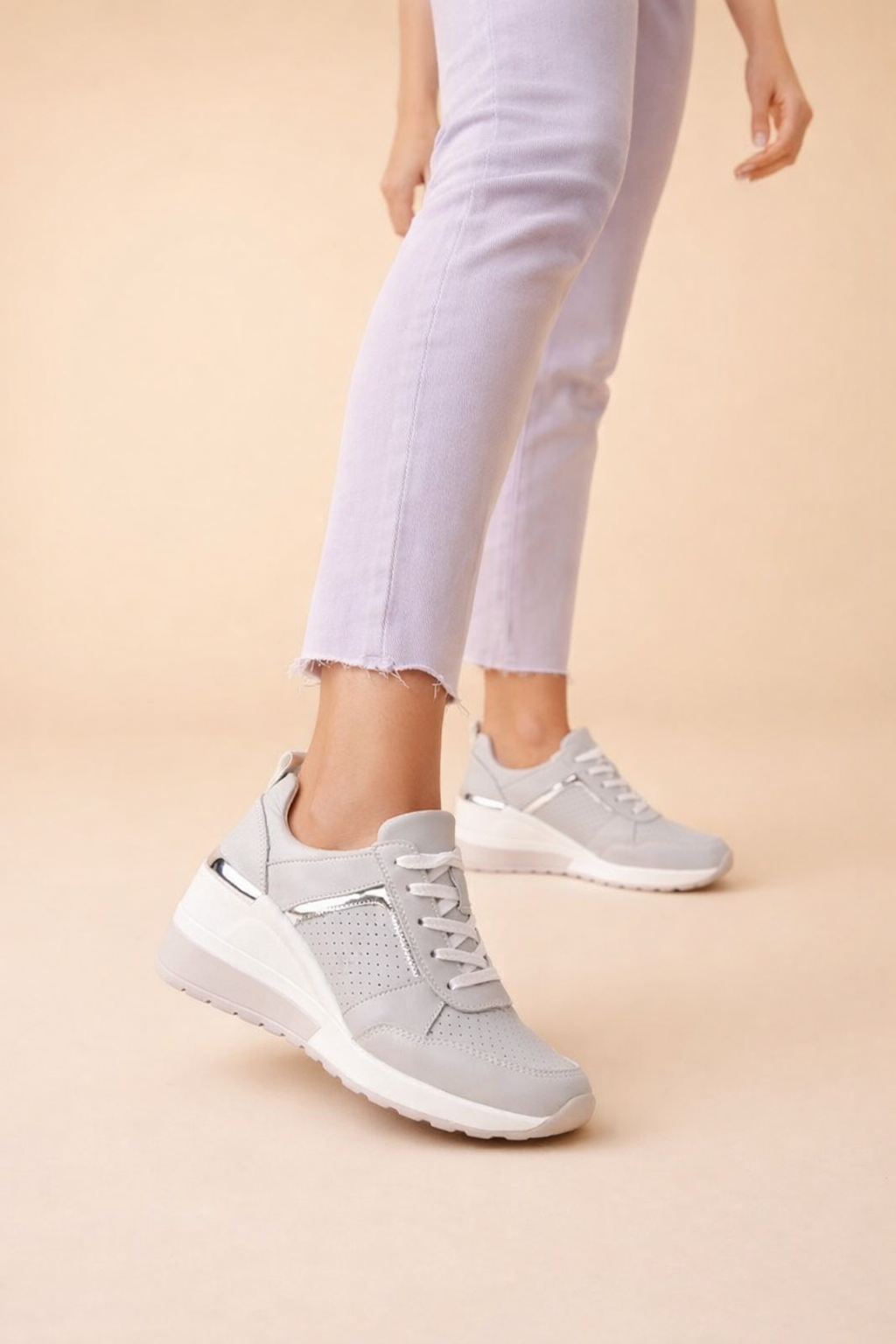 Women's Stylish Wedge Sneakers Comfortable Breathable Faux Leather 6