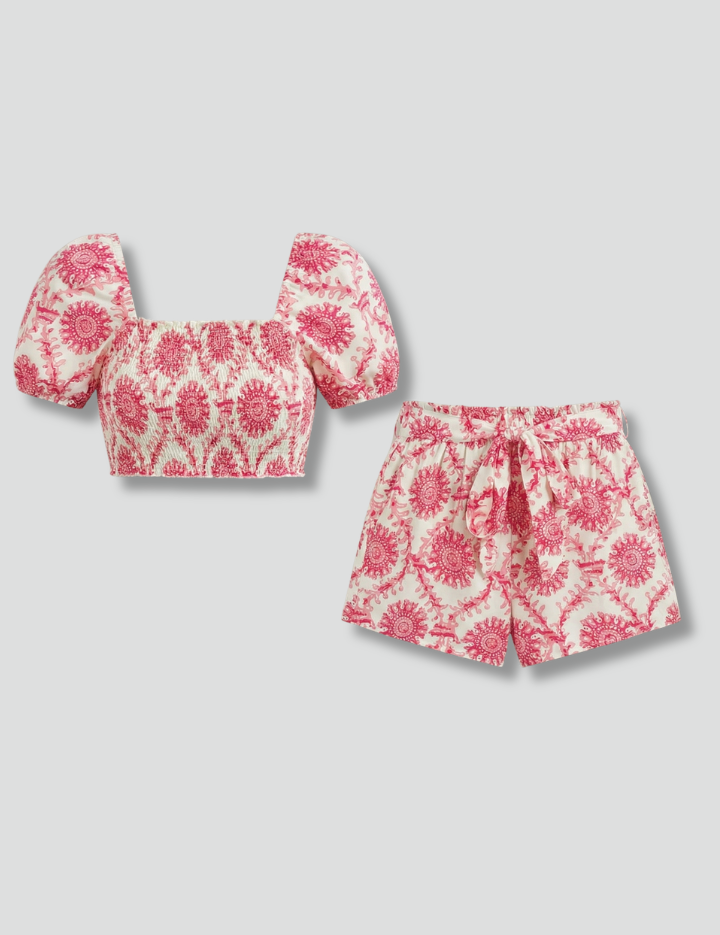 Women’s Summer Two-Piece Set with Square Neck Crop Top and Elastic Waist Shorts 1