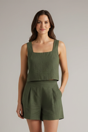 Women’s Summer Two-Piece Set with Square Neckline Crop Top and Pleated Shorts 0