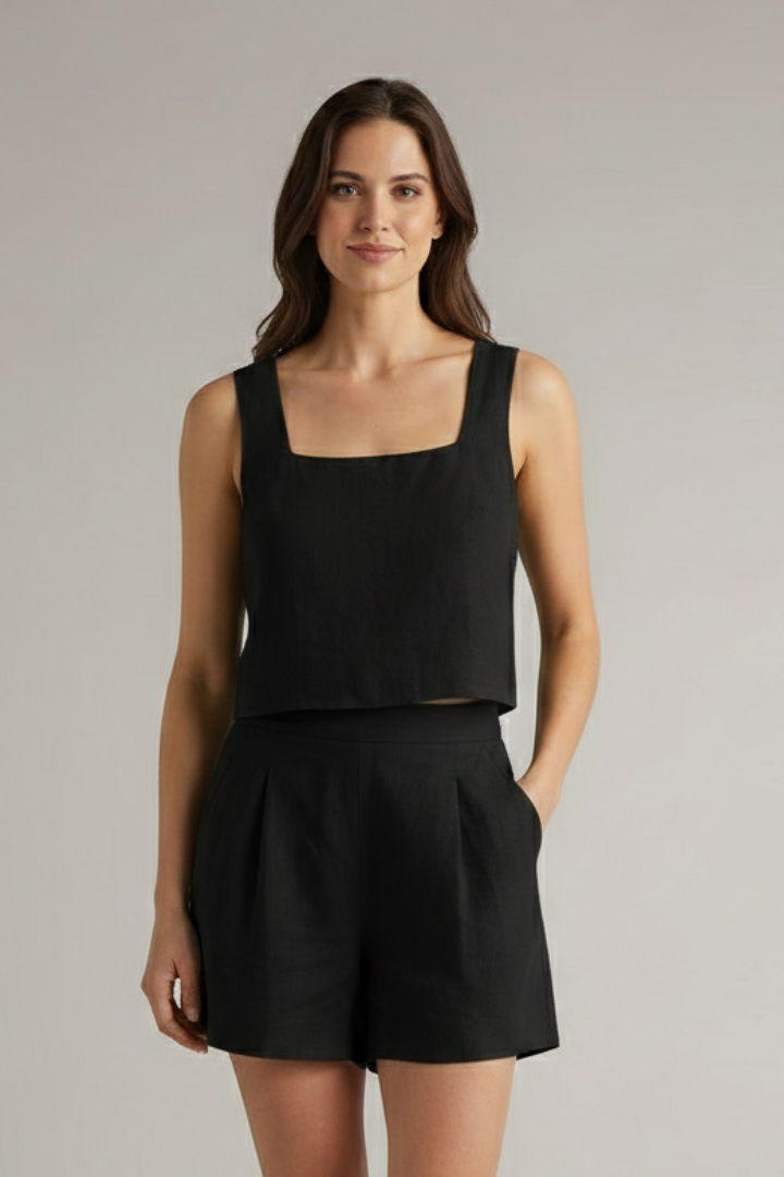 Women’s Summer Two-Piece Set with Square Neckline Crop Top and Pleated Shorts 5