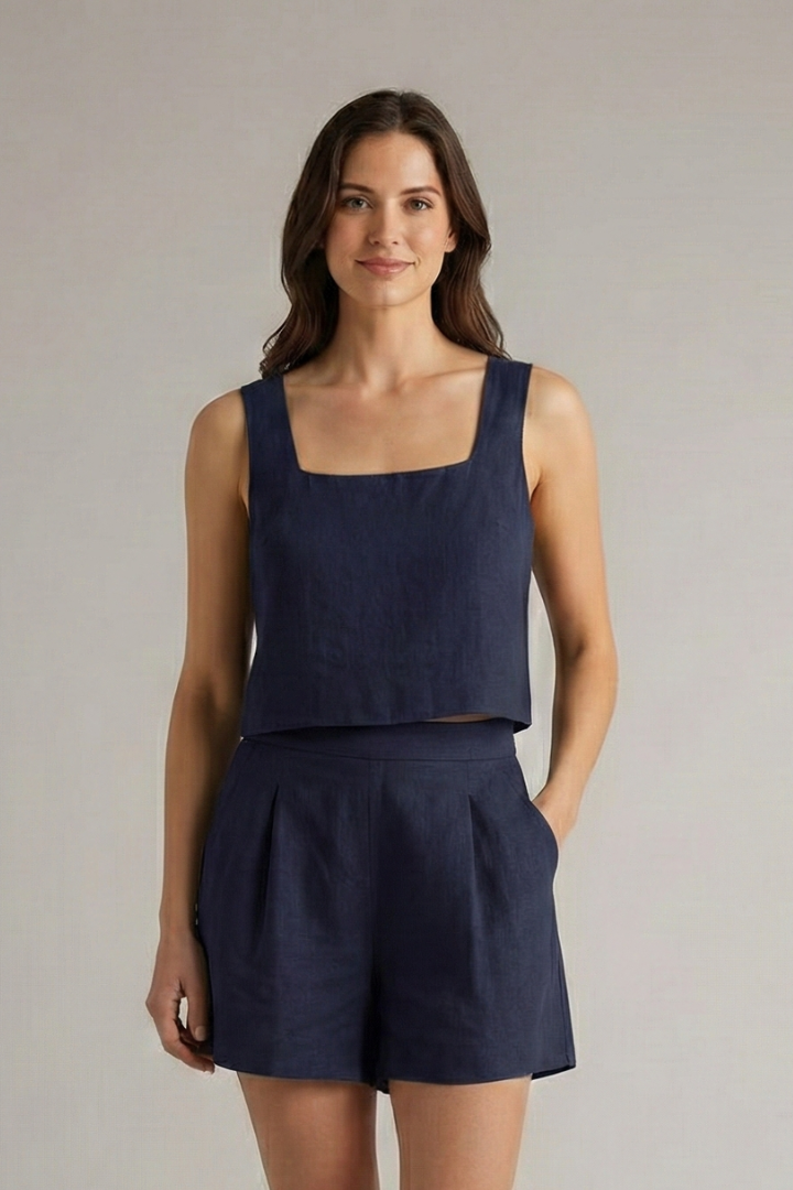 Women’s Summer Two-Piece Set with Square Neckline Crop Top and Pleated Shorts 7