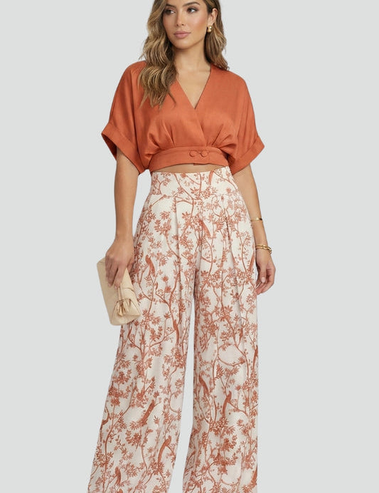 Women’s Two-Piece Set V-Neck Top with Patterned Wide-Leg Trousers 6