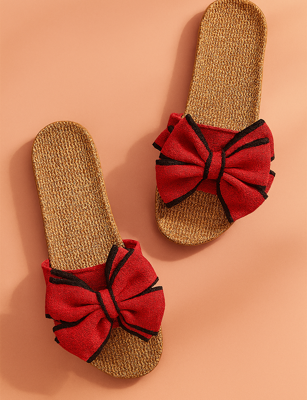Zuzanna | Flip-flops with a striking bow 1