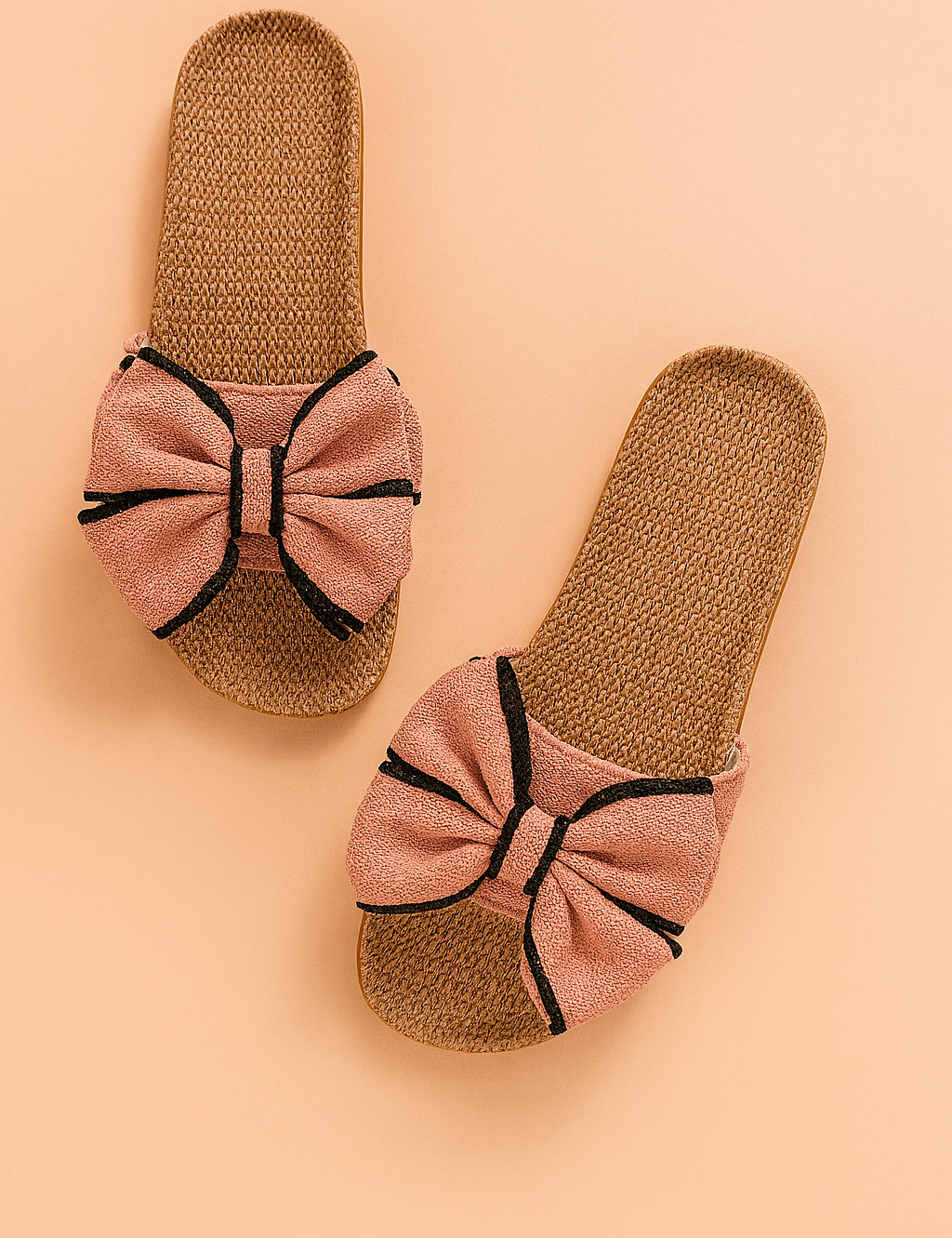 Zuzanna | Flip-flops with a striking bow 3