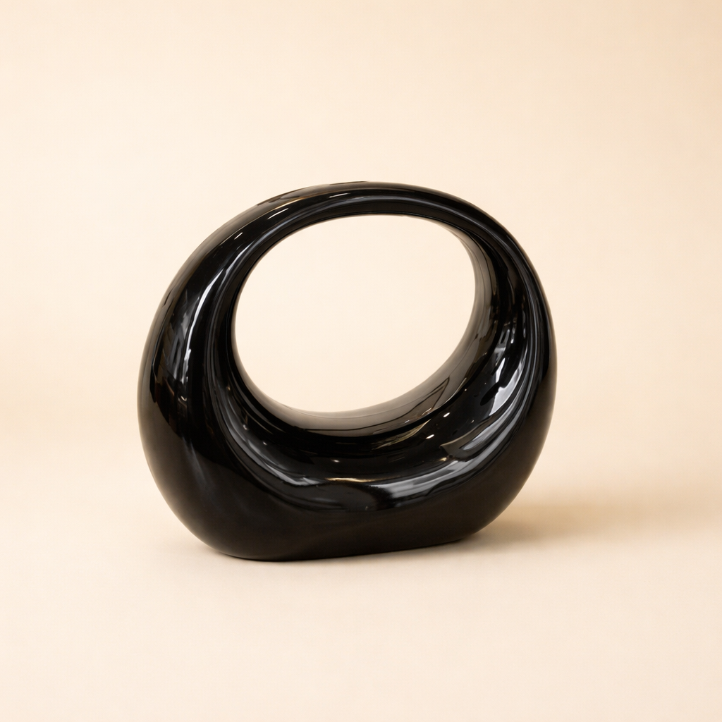 Lenie | Women’s Elegant Sculptural Handbag