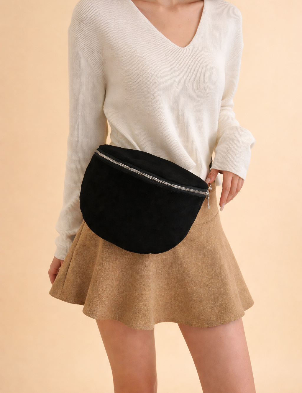 modern-black-suede-belt-bag-minimal-fashion-studio-loo.png