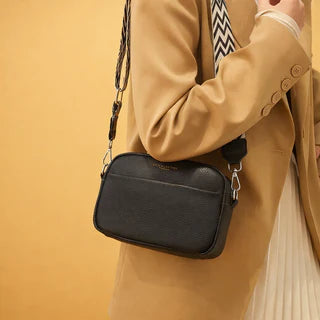 Minnie | Women’s Minimalist Everyday Crossbody Bag