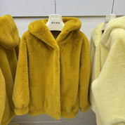 Women's Plush Winter Jacket Comfortable Warm Fabric